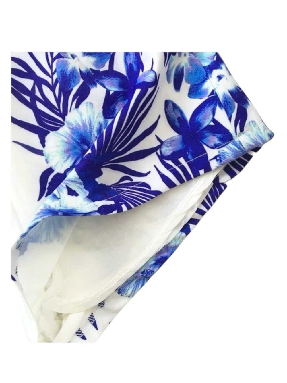new LF into ❦ Chic Hibiscus Print Shorts ❦ Bright Amethyst Colorful Floral ❦ 6 - Picture 4 of 16
